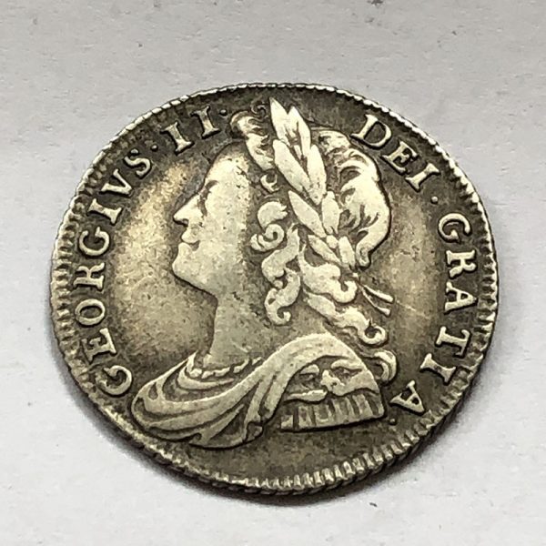Sixpence 1735/4