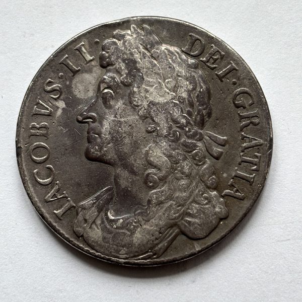 Crown 1686